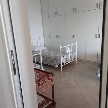 Konstadin In Apartment